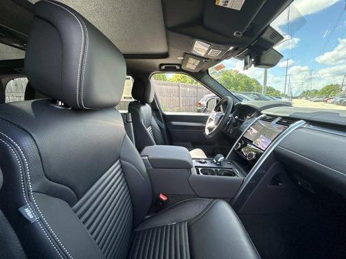 Sedona Red 2026 Land Rover Discovery