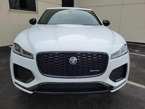 2024 Jaguar F-PACE P250 R-Dynamic S
