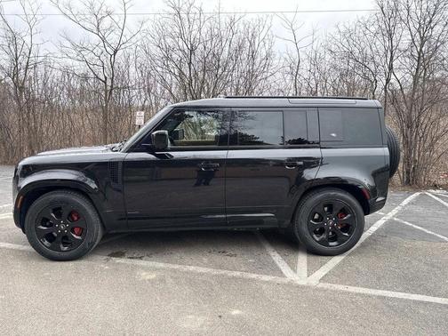 2023 Land Rover Defender 110 X