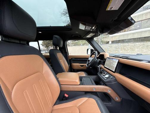 2023 Land Rover Defender 110 X