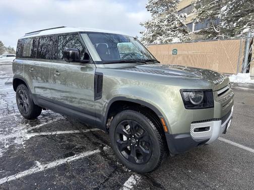 2023 Land Rover Defender 110 SE