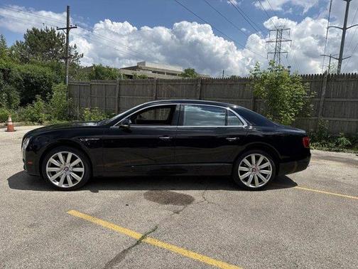 Black Crystal 2015 Bentley Flying Spur V8