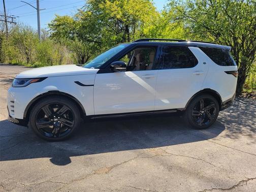 2025 Land Rover Discovery P360 Metropolitan Edition