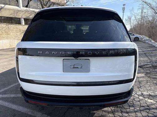 2024 Land Rover Range Rover P530 SE