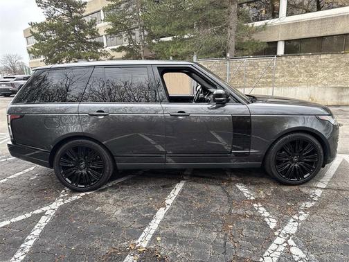 2022 Land Rover Range Rover P525 HSE Westminster