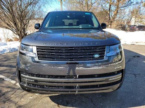 2025 Land Rover Range Rover P400 SE