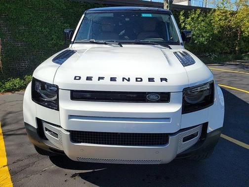 2025 Land Rover Defender P300
