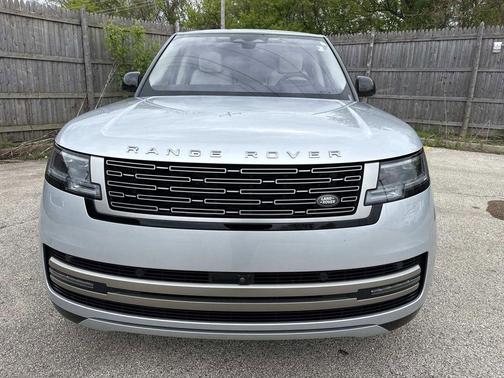 Hakuba Silver 2023 Land Rover Range Rover P530 SE