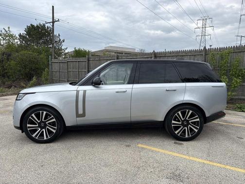 Hakuba Silver 2023 Land Rover Range Rover P530 SE