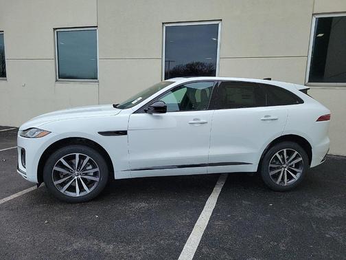 2024 Jaguar F-PACE P250 R-Dynamic S