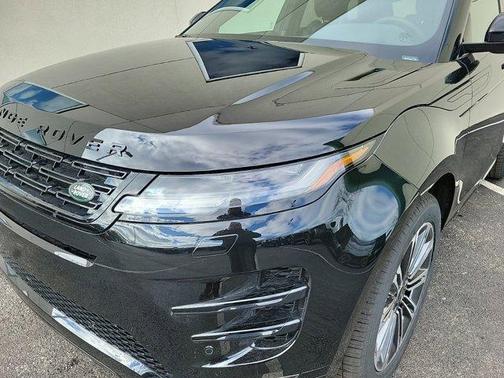 2024 Land Rover Range Rover Evoque Dynamic SE