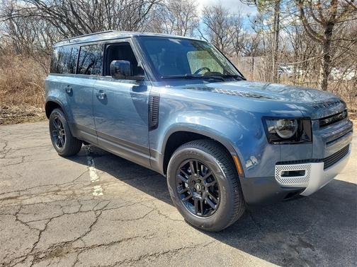 2025 Land Rover Defender P300
