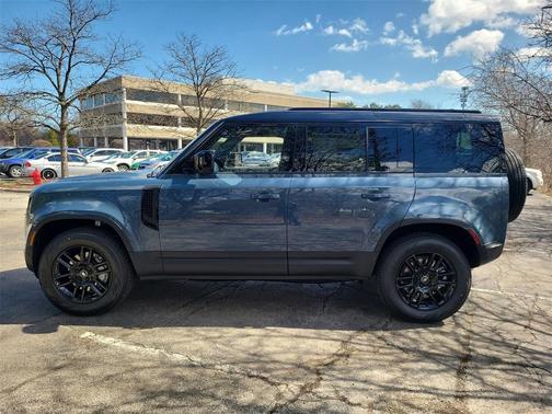 2025 Land Rover Defender P300
