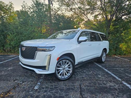 2022 Cadillac Escalade ESV Premium Luxury
