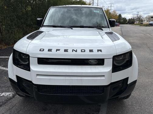 2025 Land Rover Defender P400 X-Dynamic SE
