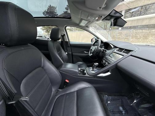 2020 Jaguar E-PACE SE