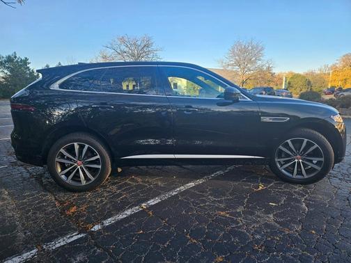 2023 Jaguar F-PACE S