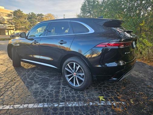 2023 Jaguar F-PACE S
