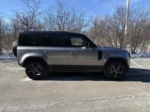 2022 Land Rover Defender 110 X-Dynamic HSE