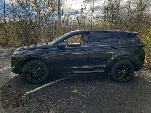2025 Land Rover Discovery Sport S