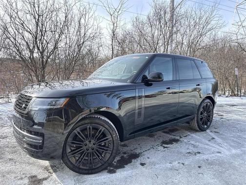 2026 Land Rover Range Rover P530 SE