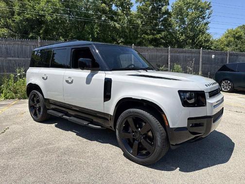 Borasco Grey 2026 Land Rover Defender P400 X-Dynamic SE