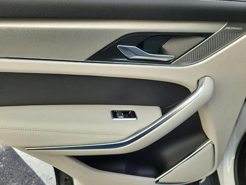 2025 Jaguar F-PACE P250 R-Dynamic S