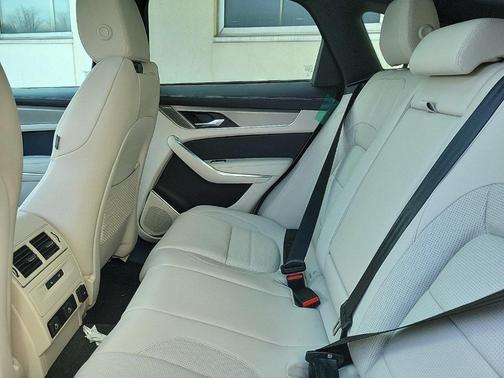 2025 Jaguar F-PACE P250 R-Dynamic S