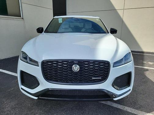 2025 Jaguar F-PACE P250 R-Dynamic S