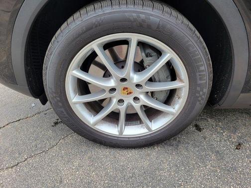 2021 Porsche Cayenne S