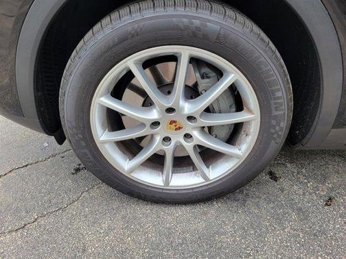 2021 Porsche Cayenne S