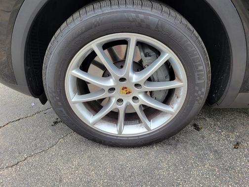 2021 Porsche Cayenne S