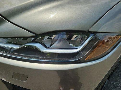 2020 Jaguar F-PACE S
