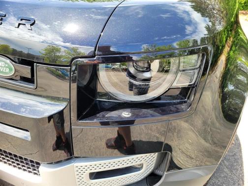 2025 Land Rover Defender P400 S