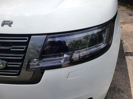 2025 Land Rover Range Rover P530 SE 7 Seat