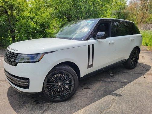 2025 Land Rover Range Rover P530 SE 7 Seat