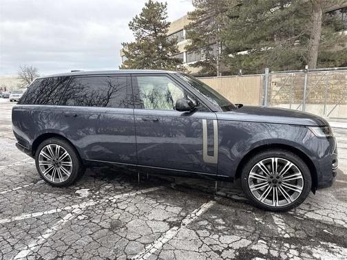 2026 Land Rover Range Rover P530 SE 7 Seat
