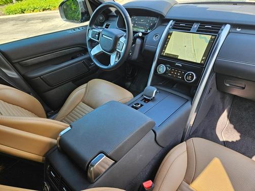 2023 Land Rover Discovery P360 HSE R-Dynamic