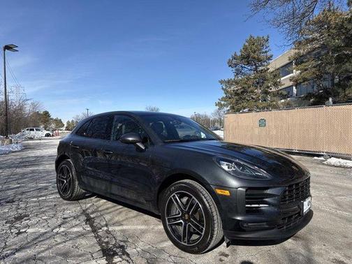 2021 Porsche Macan Base