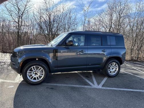 2026 Land Rover Defender 110 S