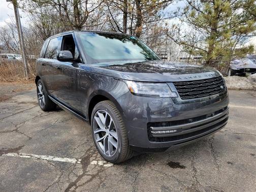 2025 Land Rover Range Rover P530 SE