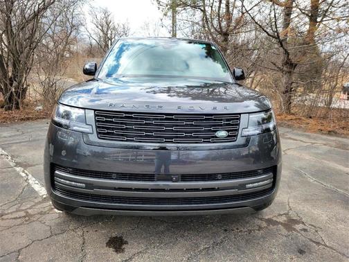2025 Land Rover Range Rover P530 SE