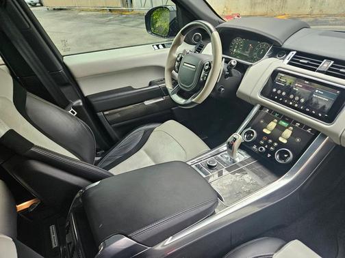 2020 Land Rover Range Rover Sport 5.0L Supercharged SVR
