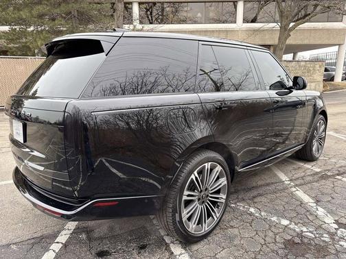 2024 Land Rover Range Rover P400 SE