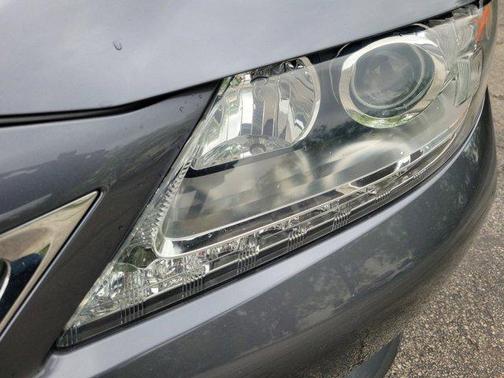 2013 Lexus ES 300h Base