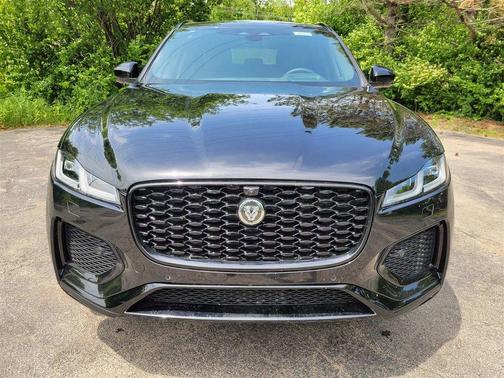 Santorini Black 2026 Jaguar F-PACE P400 R-Dynamic S