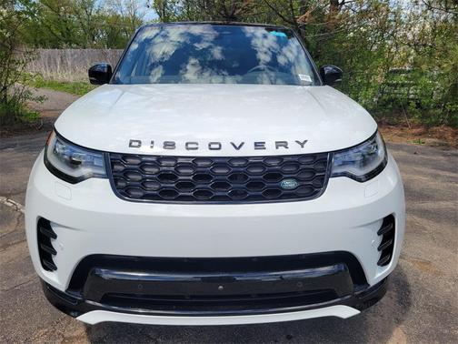 2025 Land Rover Discovery P360 Dynamic SE