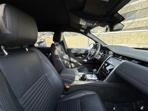 2023 Land Rover Discovery Sport SE