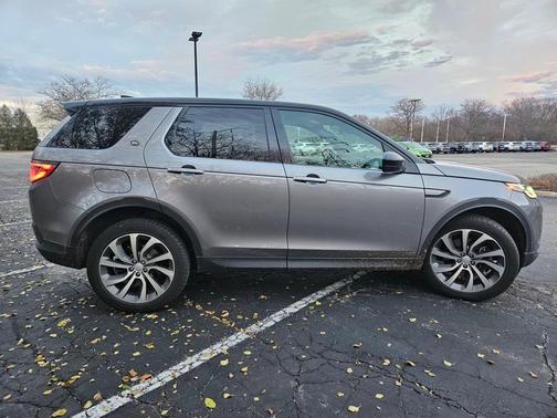 2023 Land Rover Discovery Sport SE