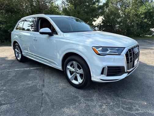 2020 Audi Q7 45 Premium Plus